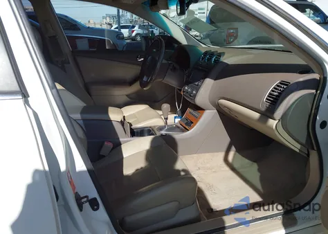 2009 Nissan Altima Hybrid z USA, uszkodzony, nr VIN 1N4CL21EX9C144554